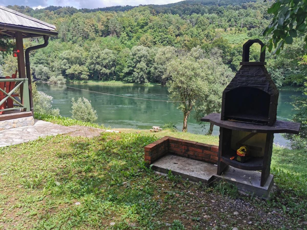 Вилла Brvnara Na Obali Reke Drine Beserovina Экстерьер фото